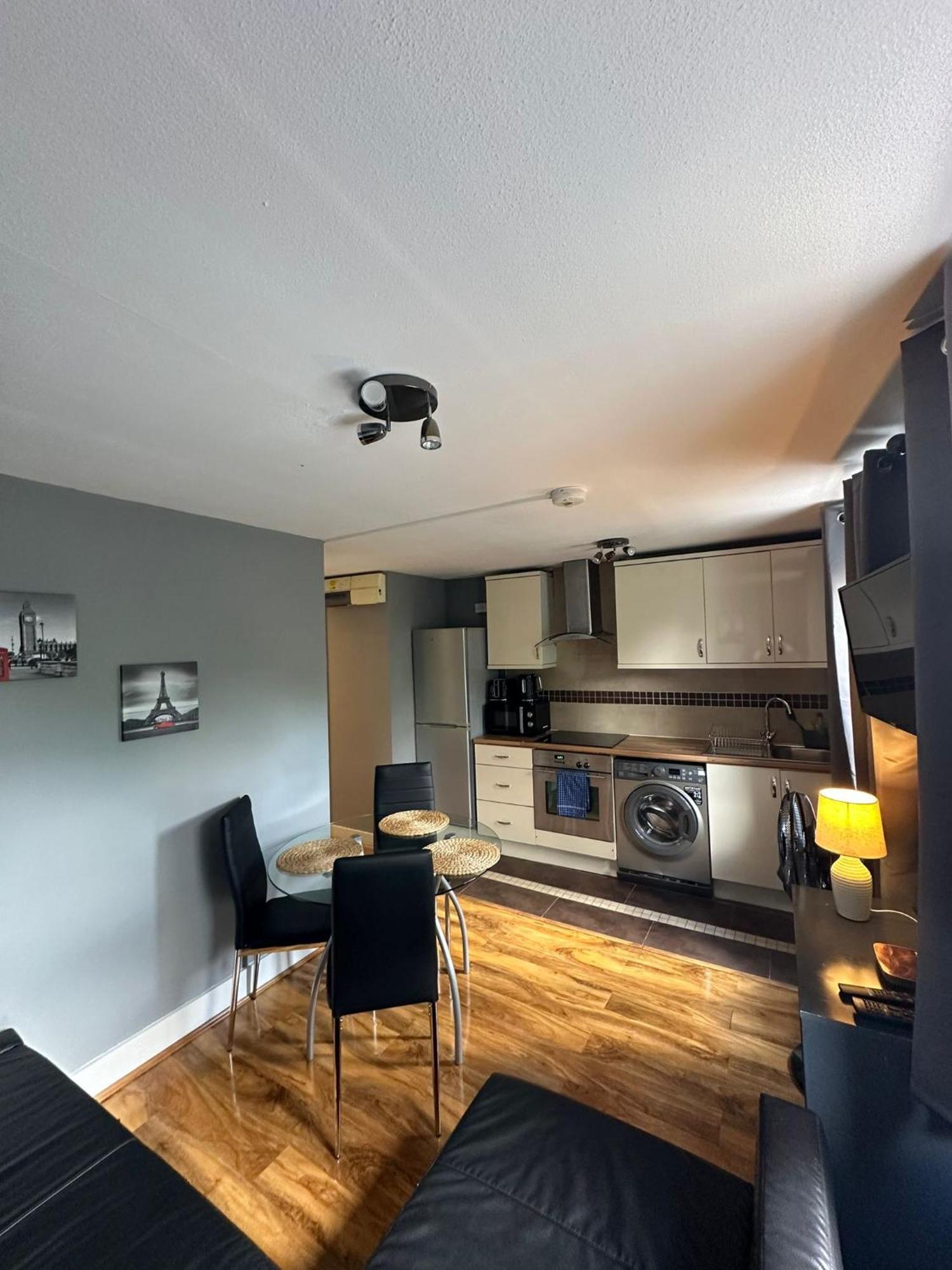 Lovely 2 Bedrooms Apartment London Exterior photo